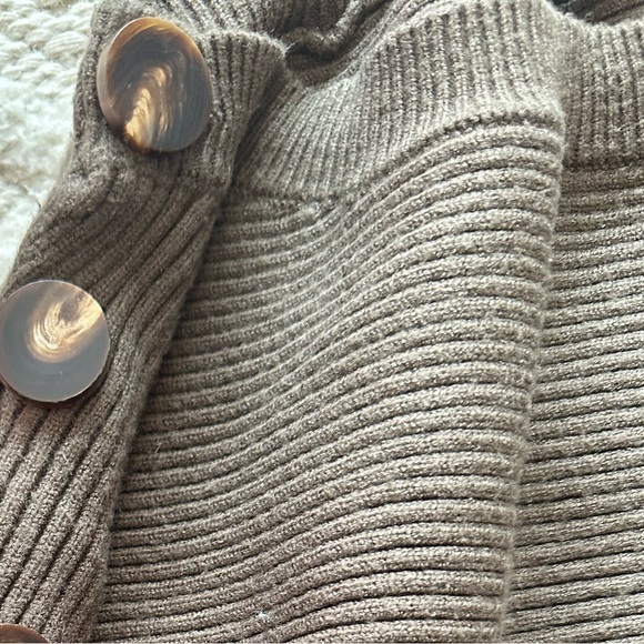 Zara olive green drop shoulder sweater - Picture 5 of 5